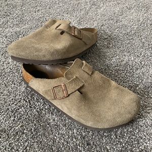 Birkenstocks leather clogs